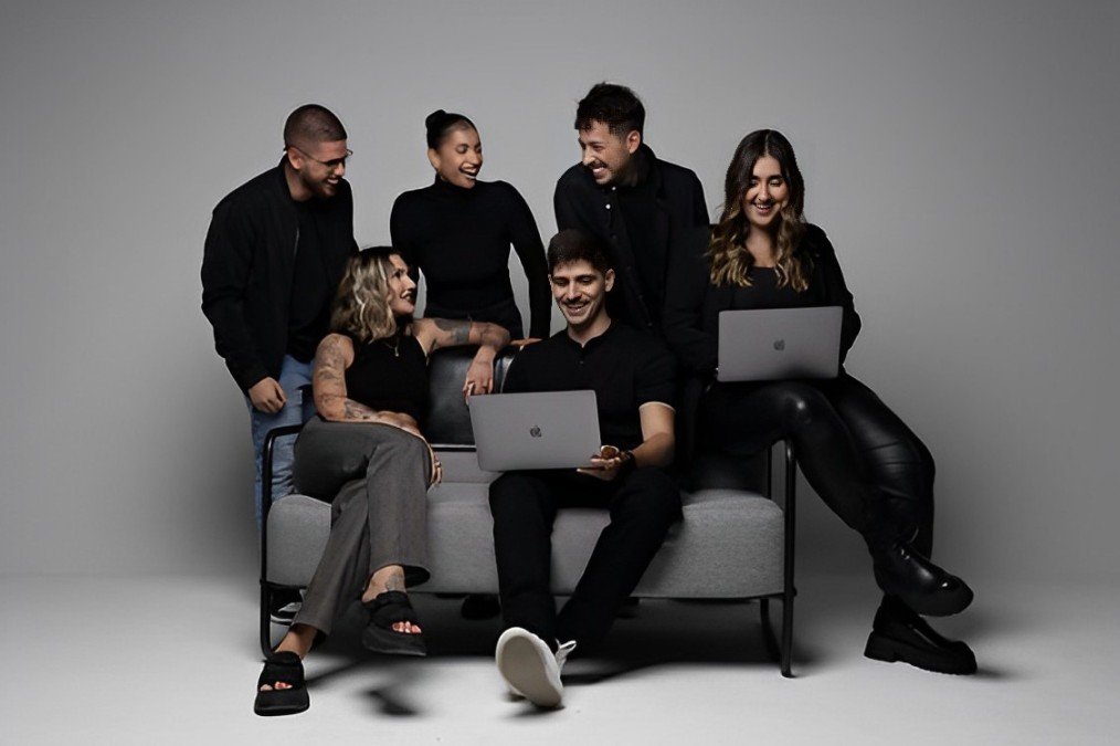 Contact Lucci UAE — creative agency in Dubai (JLT office)